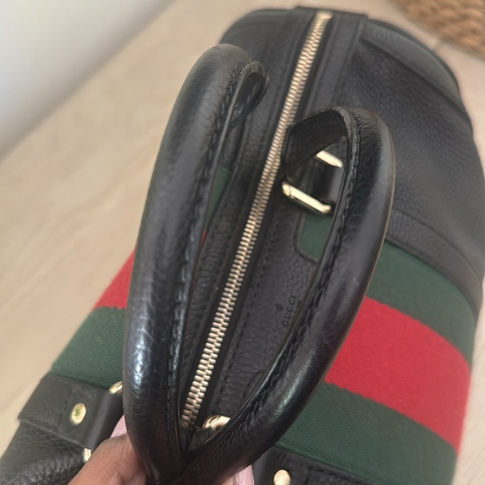Authentic GUCCI leather Boston Bag- $450 - Picture 4 of 11